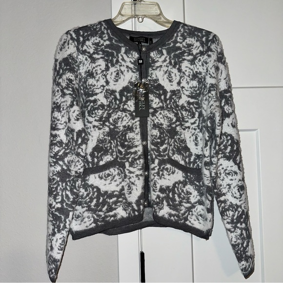 NWT Badgley Mischka Gray and White Floral Cardigan L - Picture 4 of 4